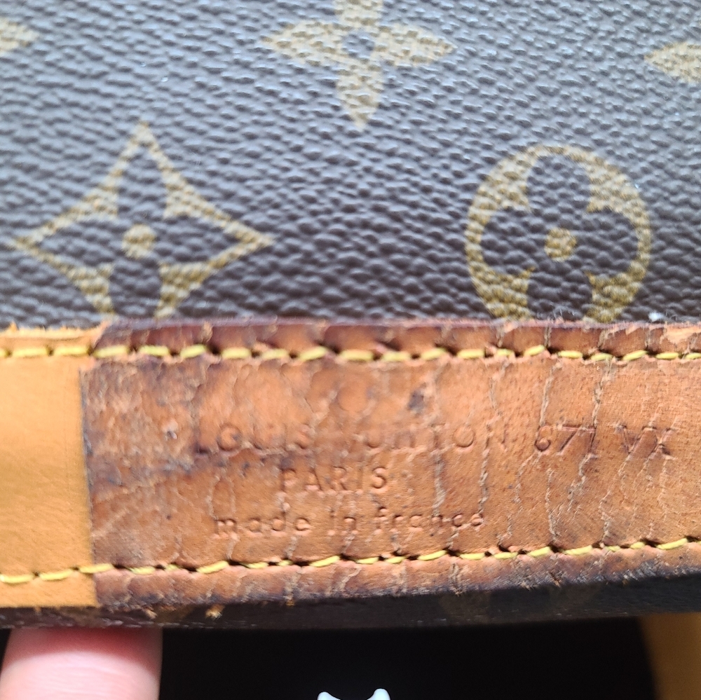 Louis Vuitton Sac Chien Monogram 40 Dog Carrier - Picture 9 of 9